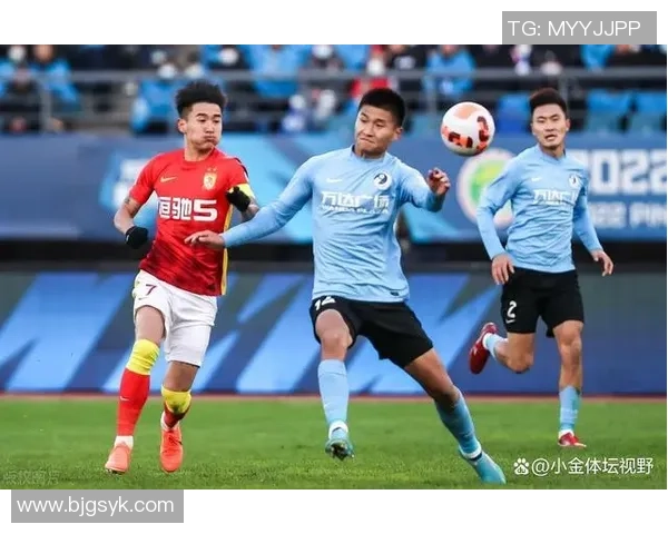 全国锦标赛最新积分榜上海足球队以60分稳居第一名